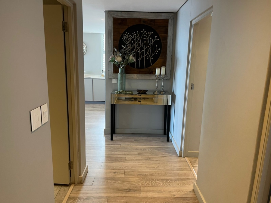 To Let 2 Bedroom Property for Rent in Sea Point Western Cape